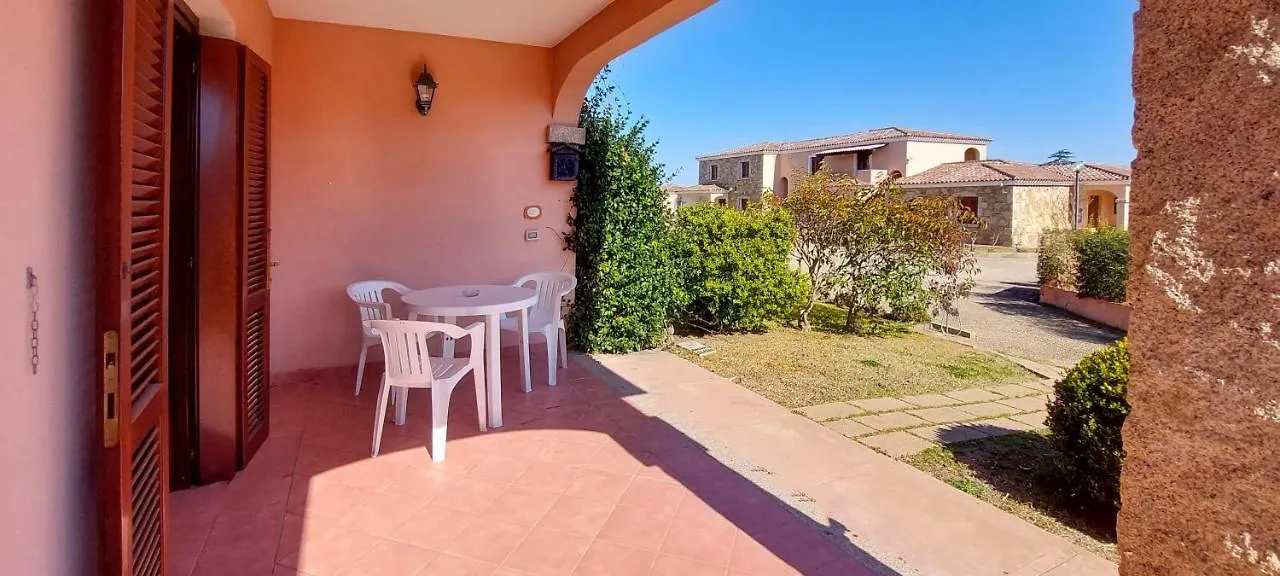 Appartamento Residenziale Trilocale 5 Posti Letto Stella Marina San Teodoro  0*, San Teodoro (Sardinia)